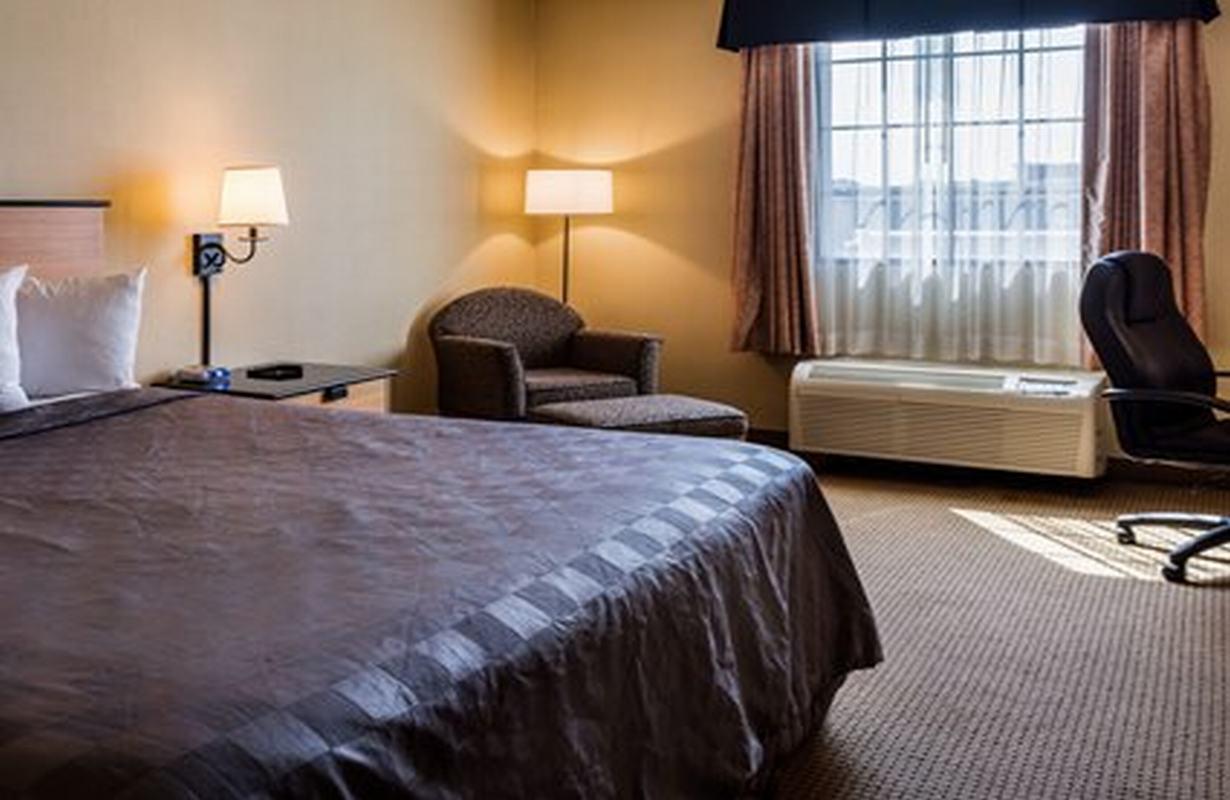 Suburban Studios Chester I-95 Zewnętrze zdjęcie