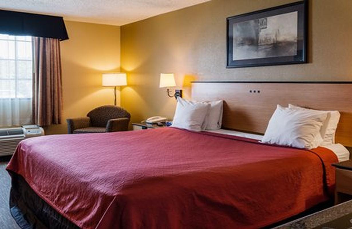 Suburban Studios Chester I-95 Zewnętrze zdjęcie